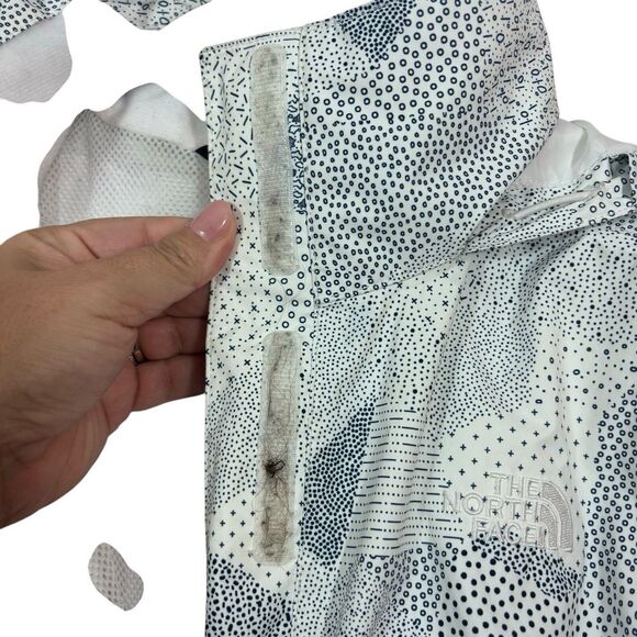 The North Face Jacket Women's S/P Blue White Print Windbreaker Hooded Shell - Picture 14 of 15